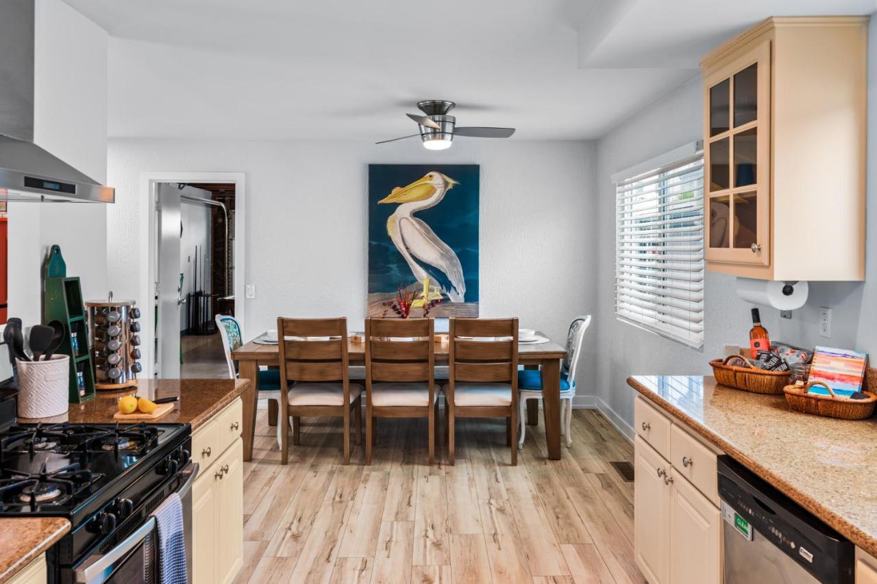 Mile To Beach! Private, Family & Pet Friendly Oasis! Pool Table & Hot Tub! Оушънсайд Екстериор снимка