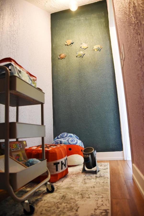 Mile To Beach! Private, Family & Pet Friendly Oasis! Pool Table & Hot Tub! Оушънсайд Екстериор снимка
